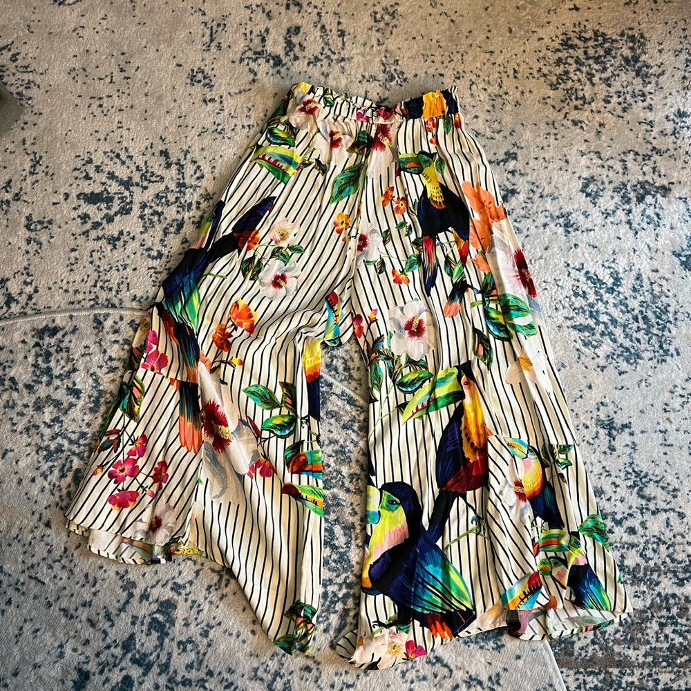 FARM Rio patterned pants, size small